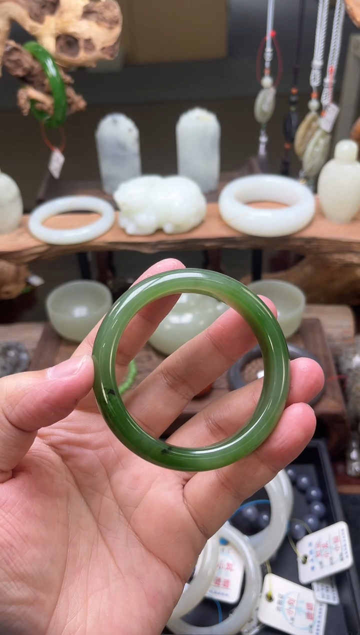 【闪购商品】和田玉手镯未镶嵌54圈俄七碧玉冰底料手镯 暗裂