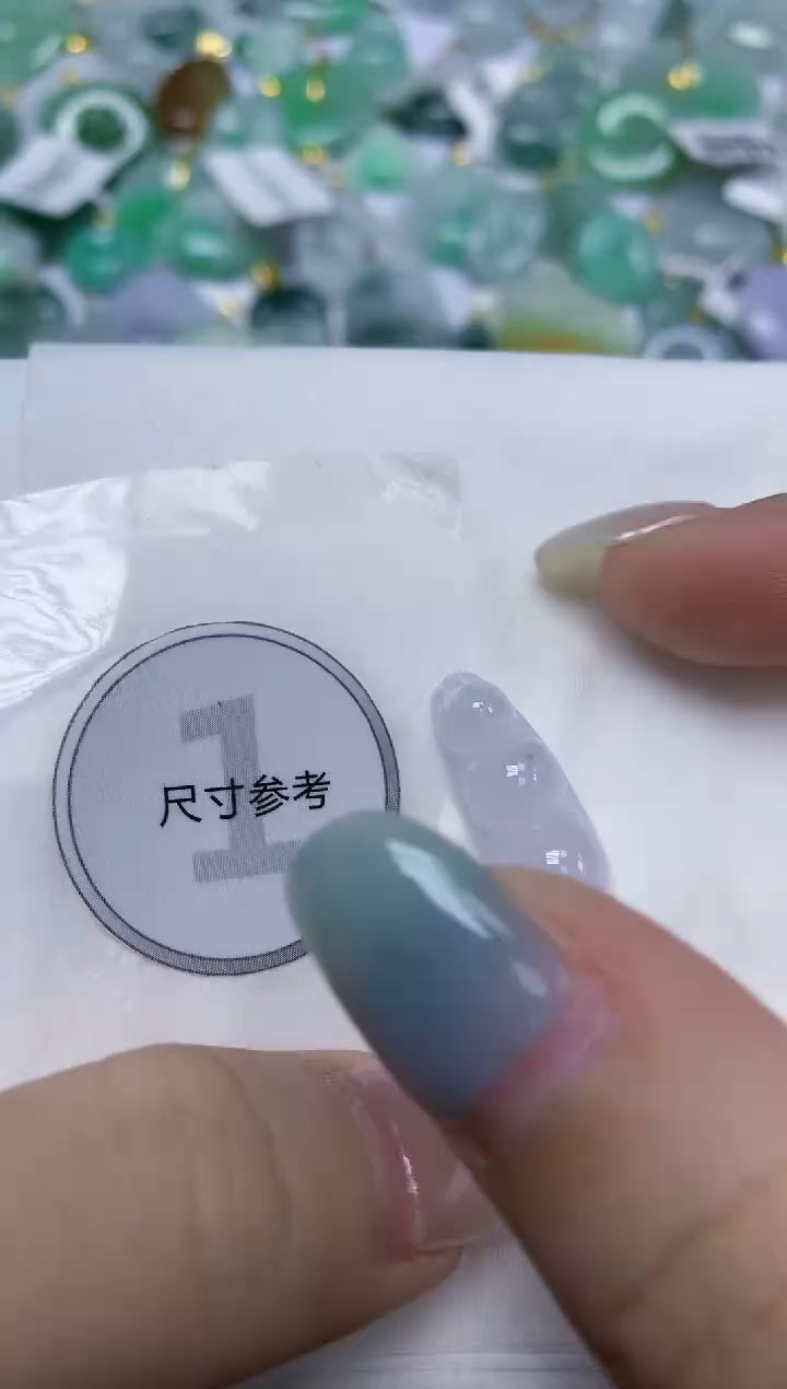 翡翠未镶嵌颈饰天然缅甸翡翠A货百元以上9元证书费自理