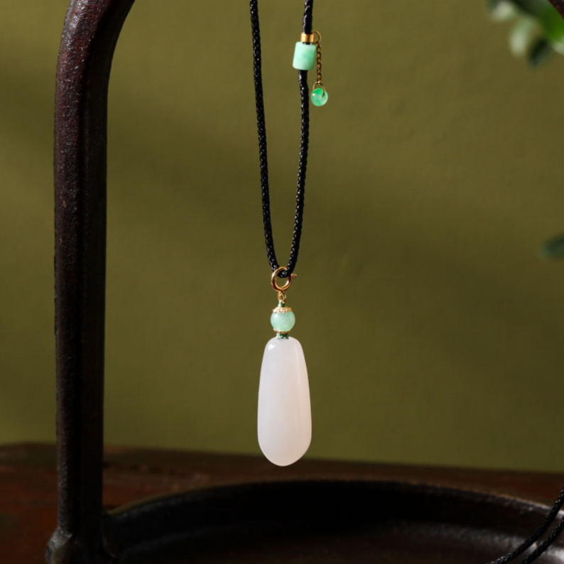 【意婵】《温言》老料和田玉无事牌项链18K金-912085