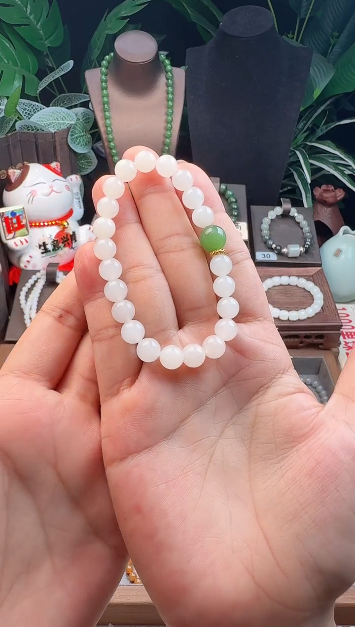 手链未镶嵌和田玉精品8m新疆且末白玉手串