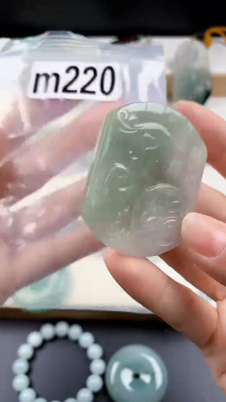 颈饰未镶嵌翡翠天然翡翠吊坠挂件