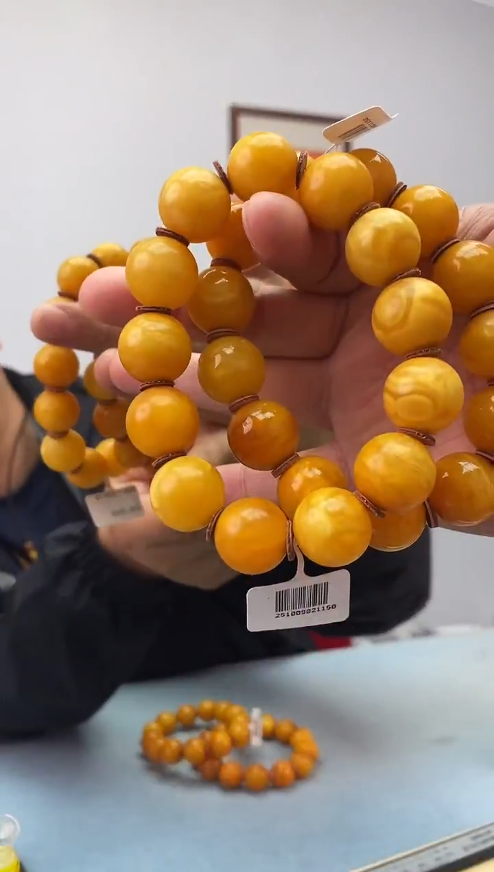 琥珀未镶嵌珠宝奇石假一罚十，多样性发一件038