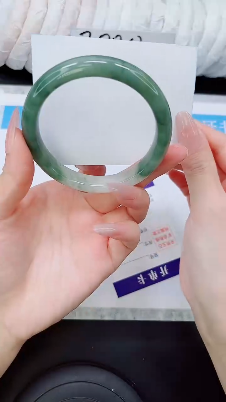 石英质玉手镯未镶嵌A62-59/60