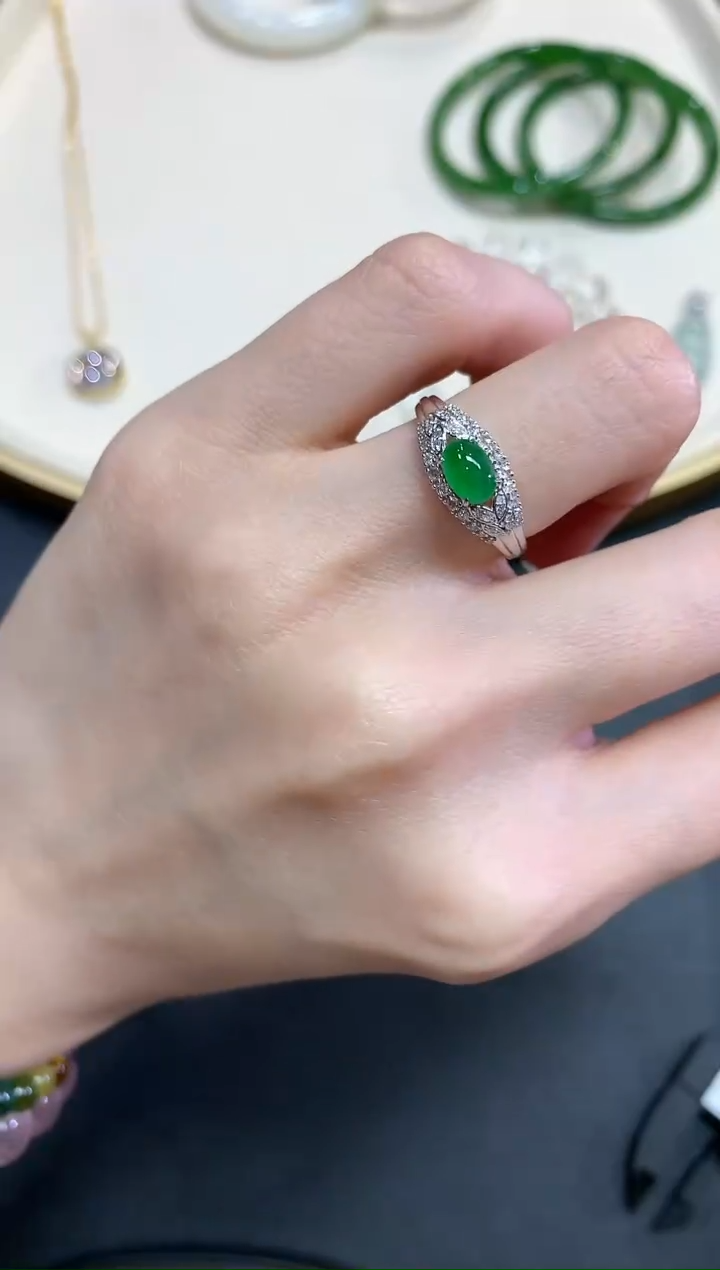 【闪购商品】翡翠戒指18K金镶嵌Q157|4800