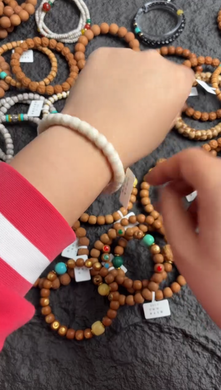 手串猴头核桃玉化料龙脊单圈