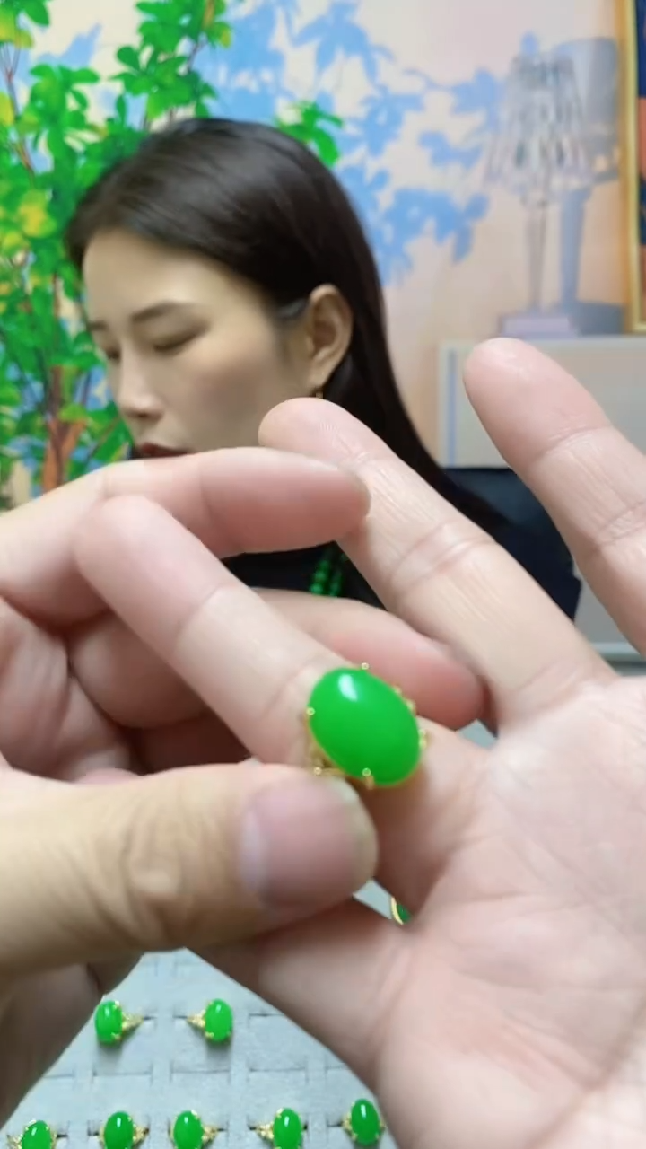 【闪购商品】翡翠戒指14K金镶嵌翡翠戒指