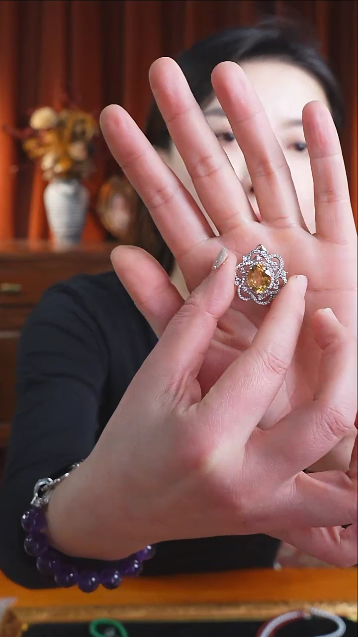 【闪购商品】黄晶吊坠(赠链)银S925镶嵌aw9796吊坠