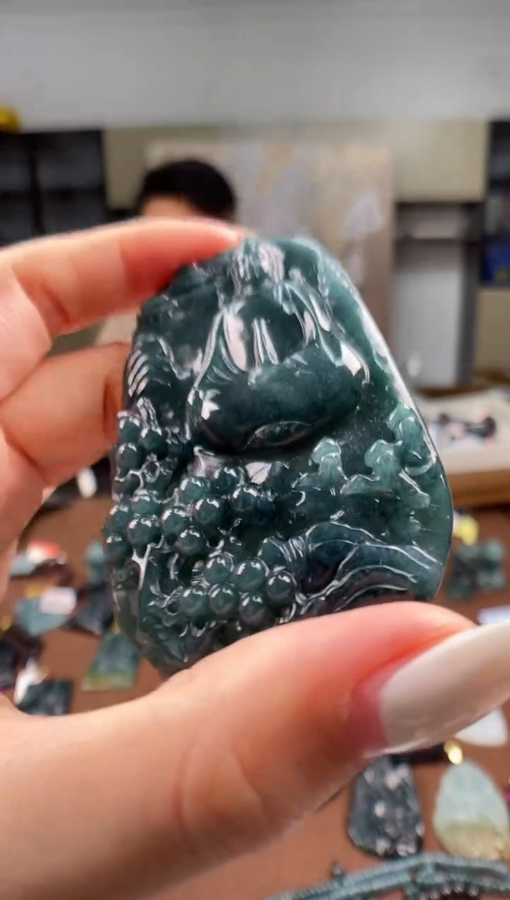 颈饰未镶嵌翡翠多样性发其一