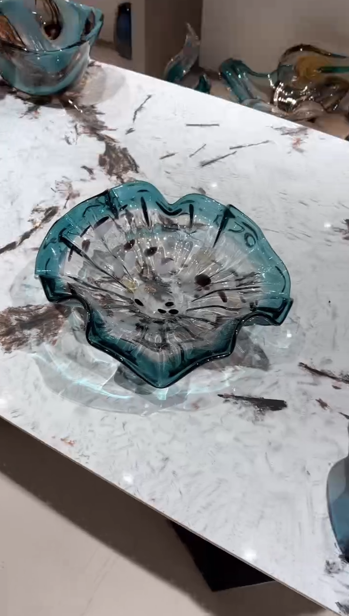 蓝色荷叶果盘 现货