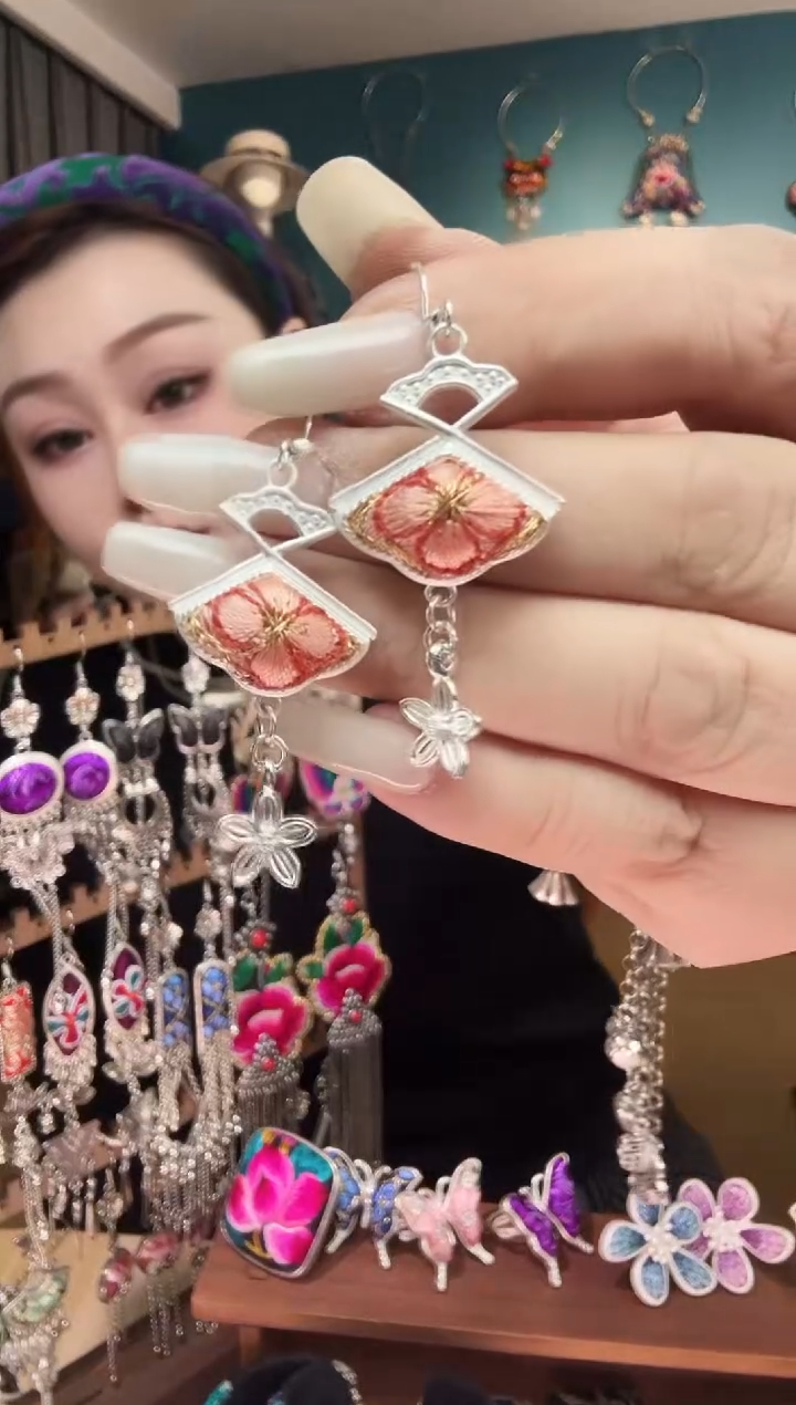 刺绣纯手工民族风刺绣耳环