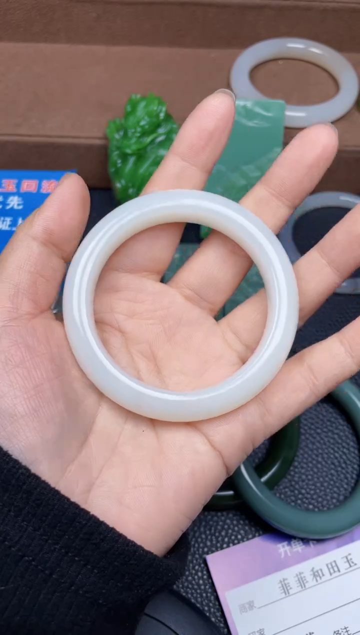 颈饰未镶嵌和田玉F929