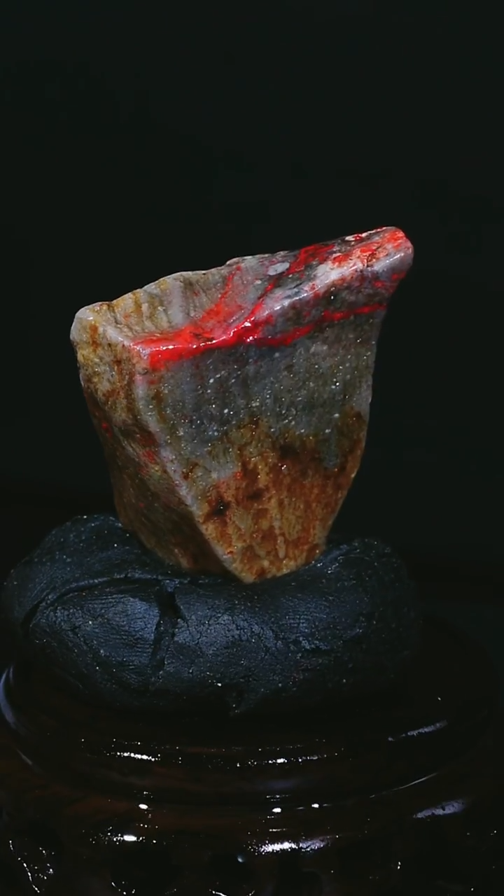 昌化石昌化鸡血石