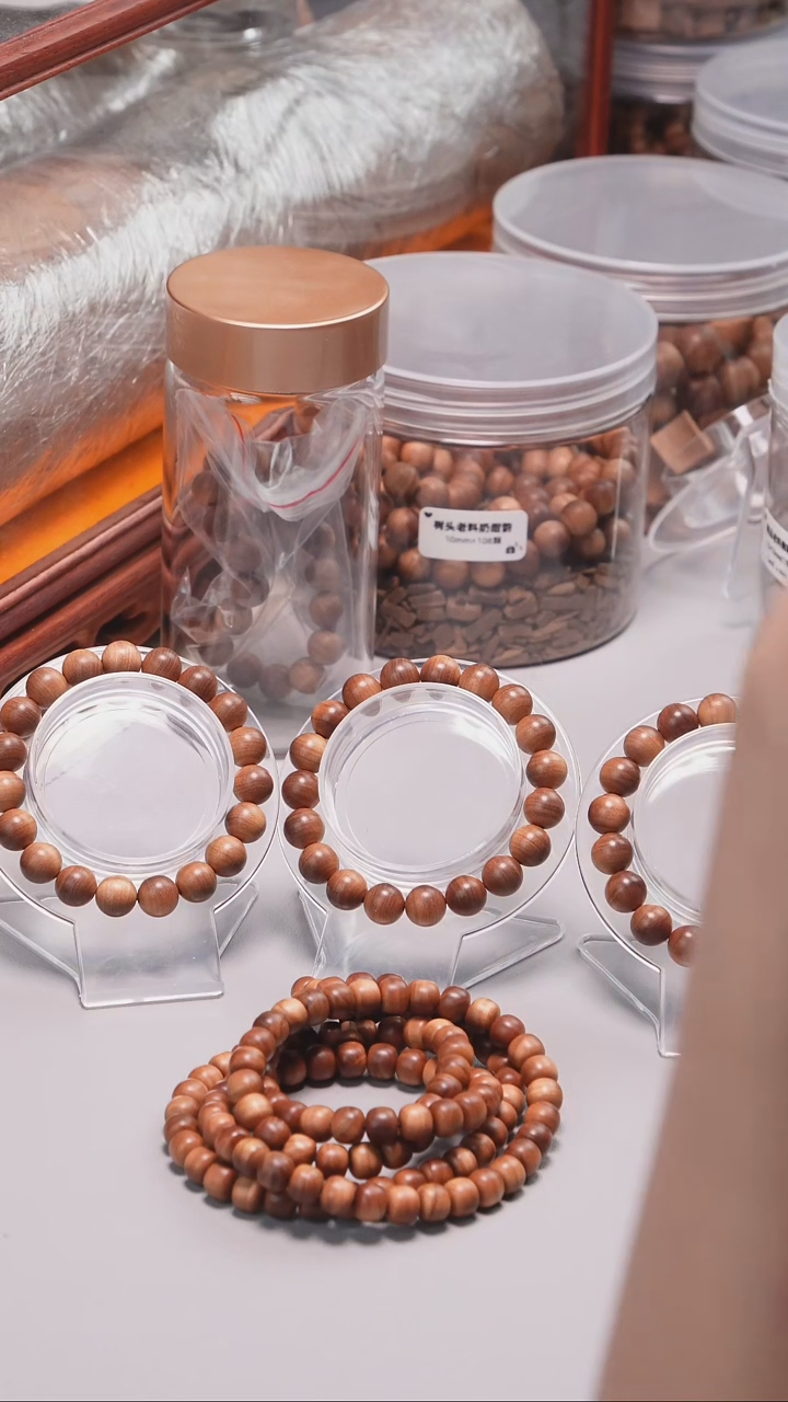 檀香木手串/手链已*置老山檀香百年顶老料横纹黑肉1.0*19颗