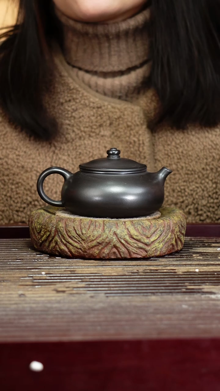 宜兴原矿紫砂壶茶壶宜兴原矿紫砂壶茶壶180C