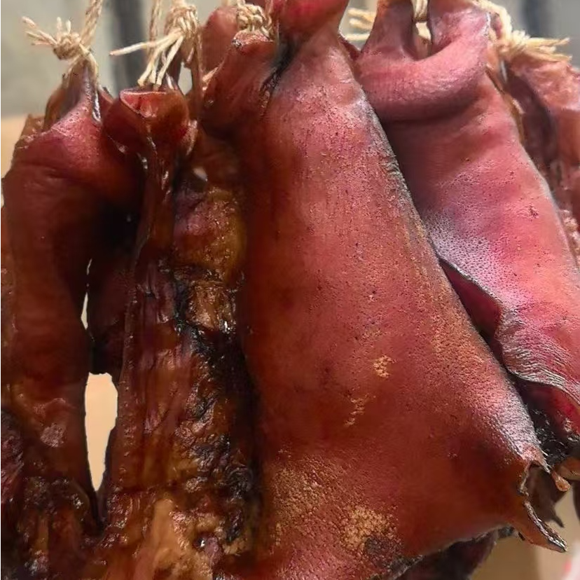 四川发货手工传统烟熏腊猪拱嘴猪鼻子精华部分下酒菜