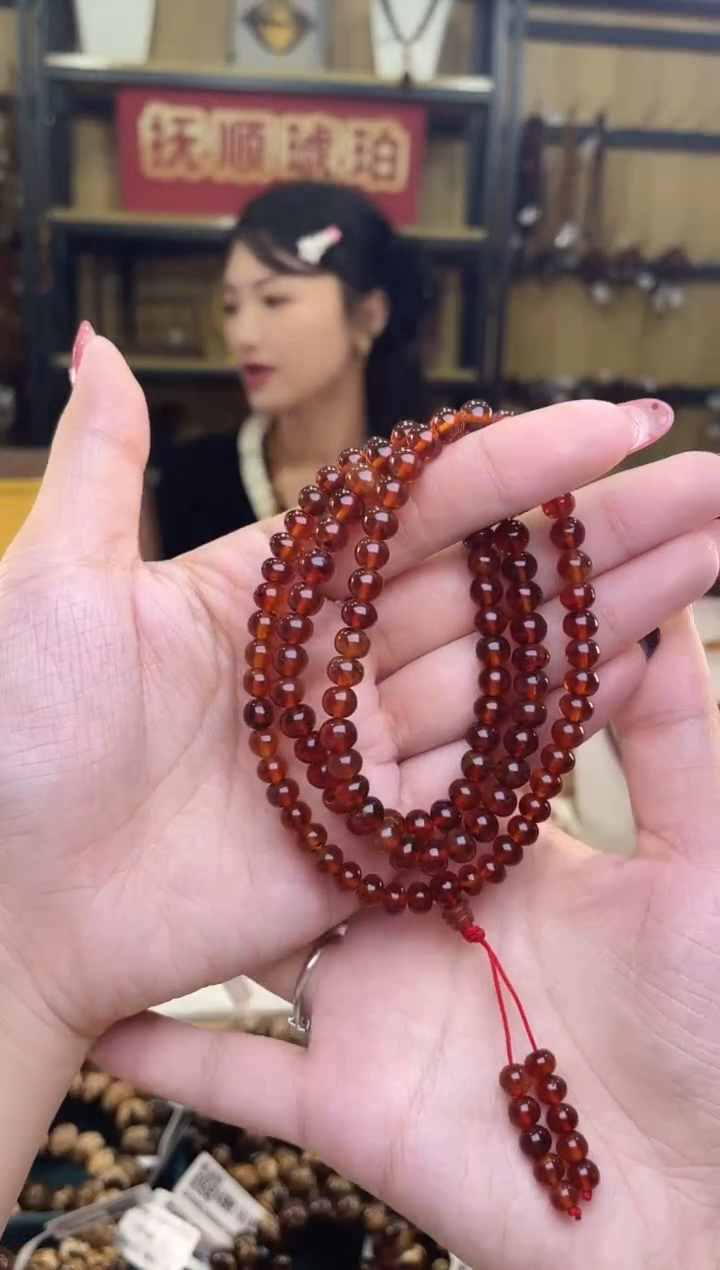 【闪购商品】琥珀裸石未镶嵌6+龙滴血108