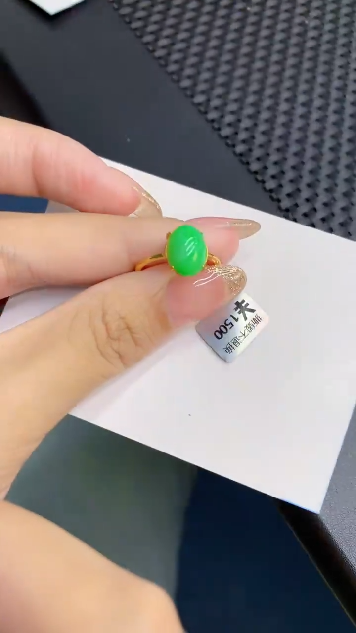 【闪购商品】翡翠银S925镶嵌颈饰            8