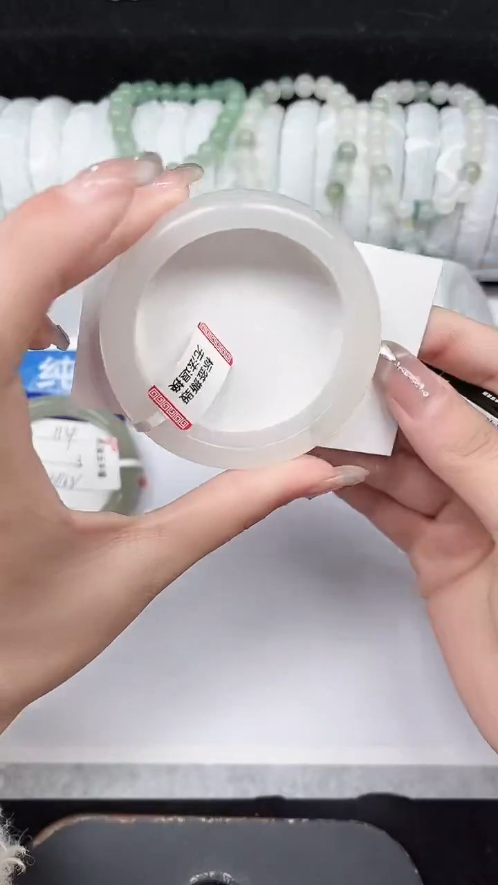 未镶嵌手镯石英质玉115-52/53