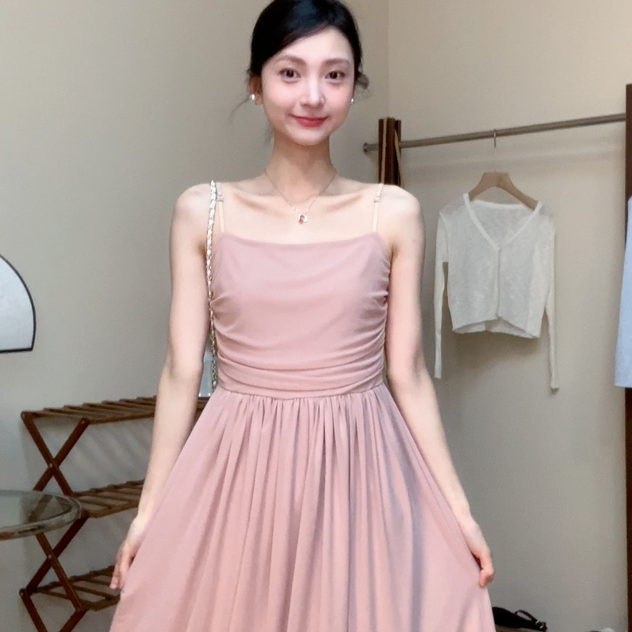 2025春夏上新甜美设计感气质抹胸吊带连衣裙