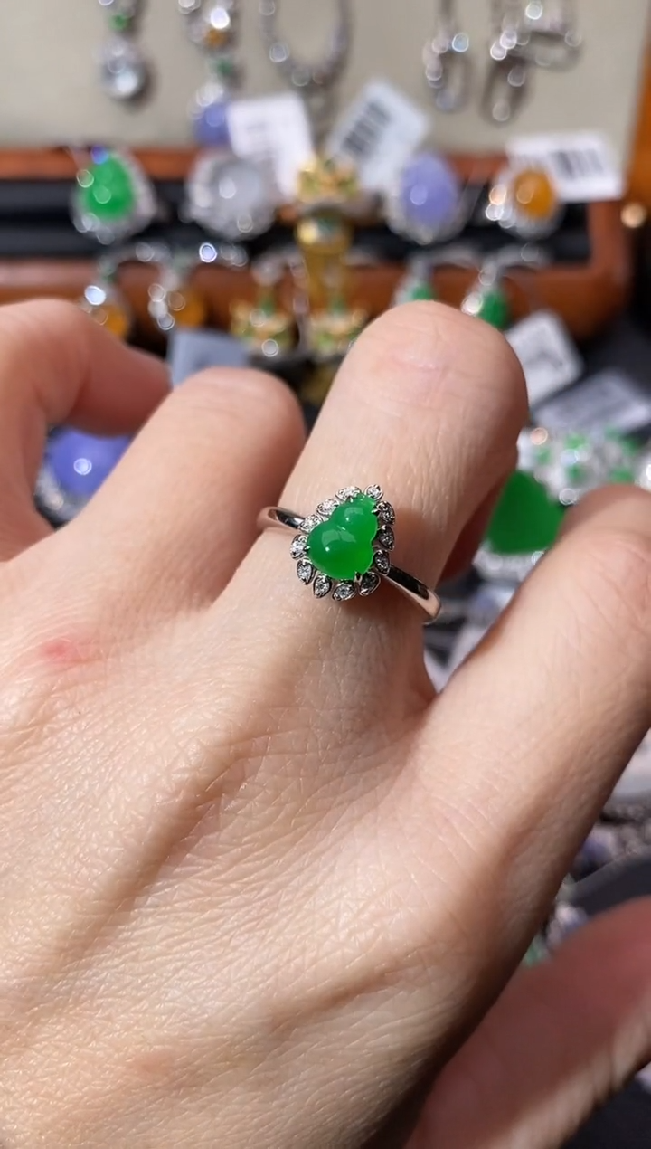 【闪购商品】翡翠戒指18K金镶嵌戒指