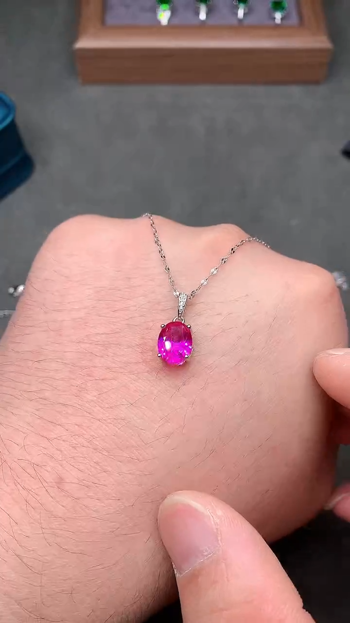 【闪购商品】尖晶石颈饰银S925镶嵌......