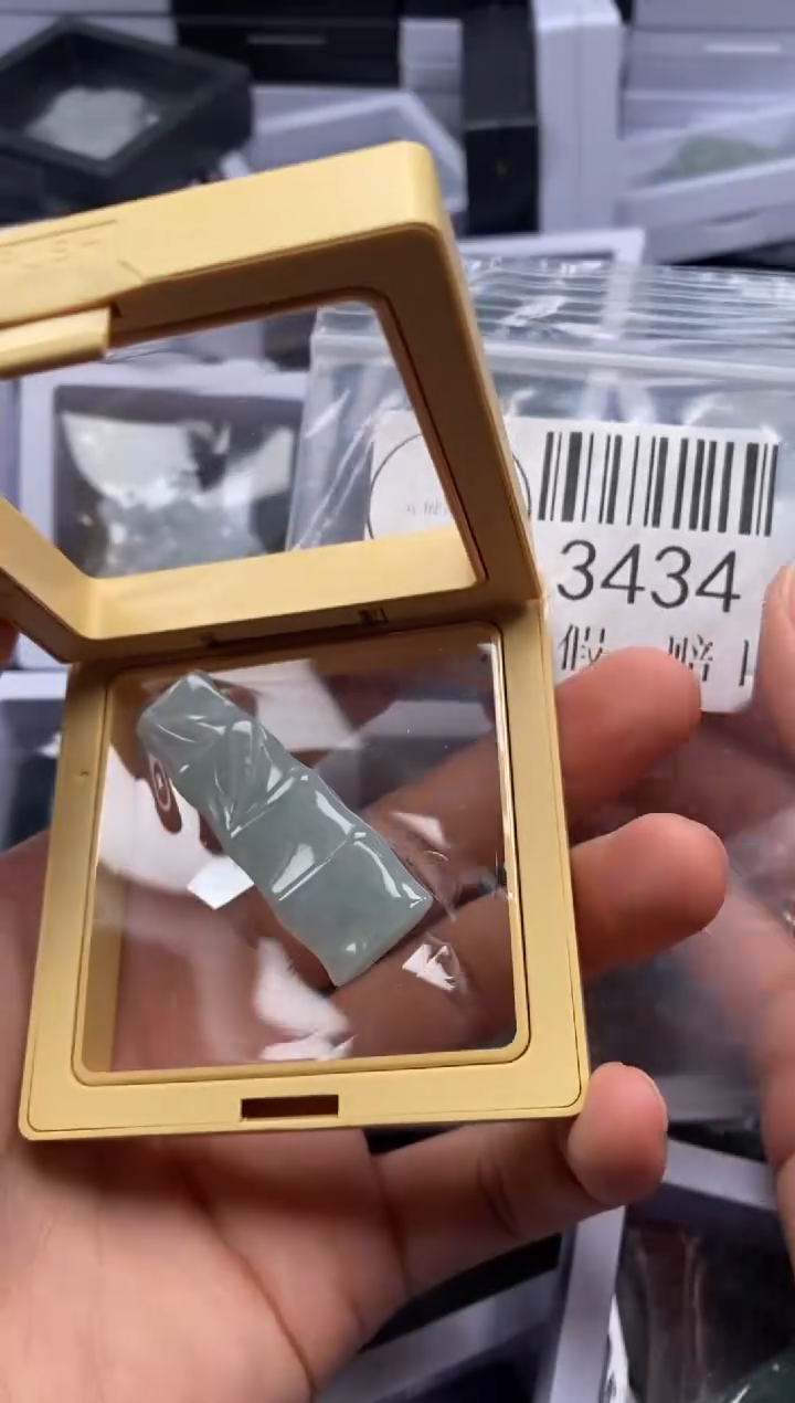 吊坠(不含链)未镶嵌翡翠3434