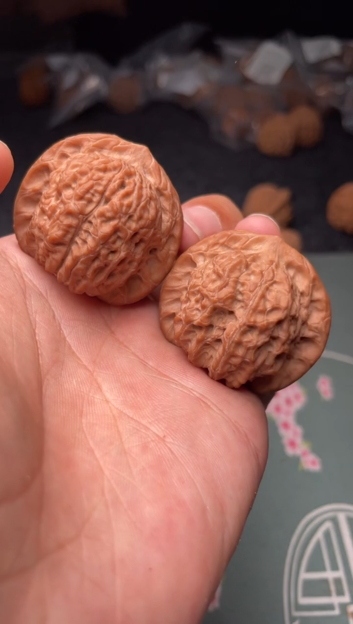 把件文玩核桃a58  血麒麟 38尺