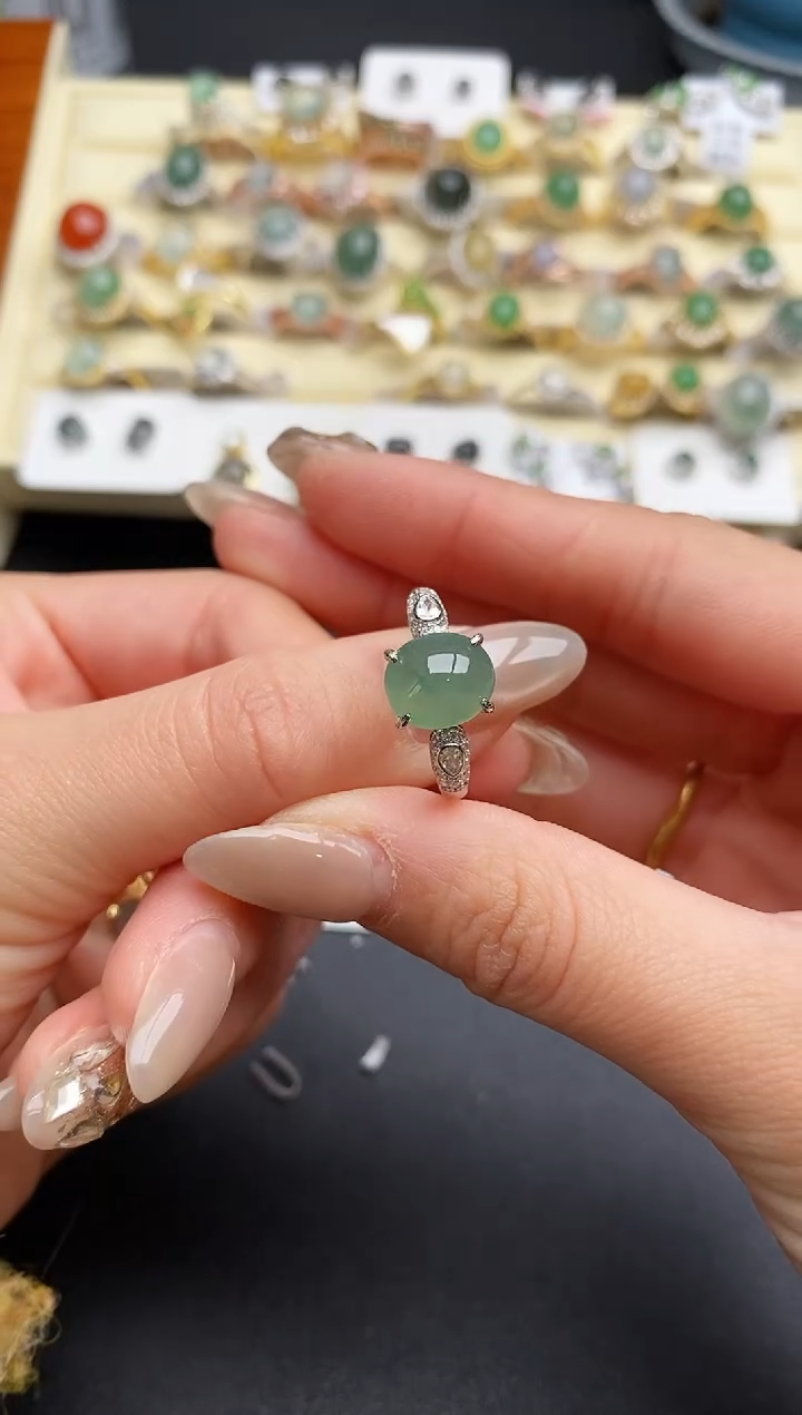 【闪购商品】翡翠戒指银S925镶嵌22222222+4