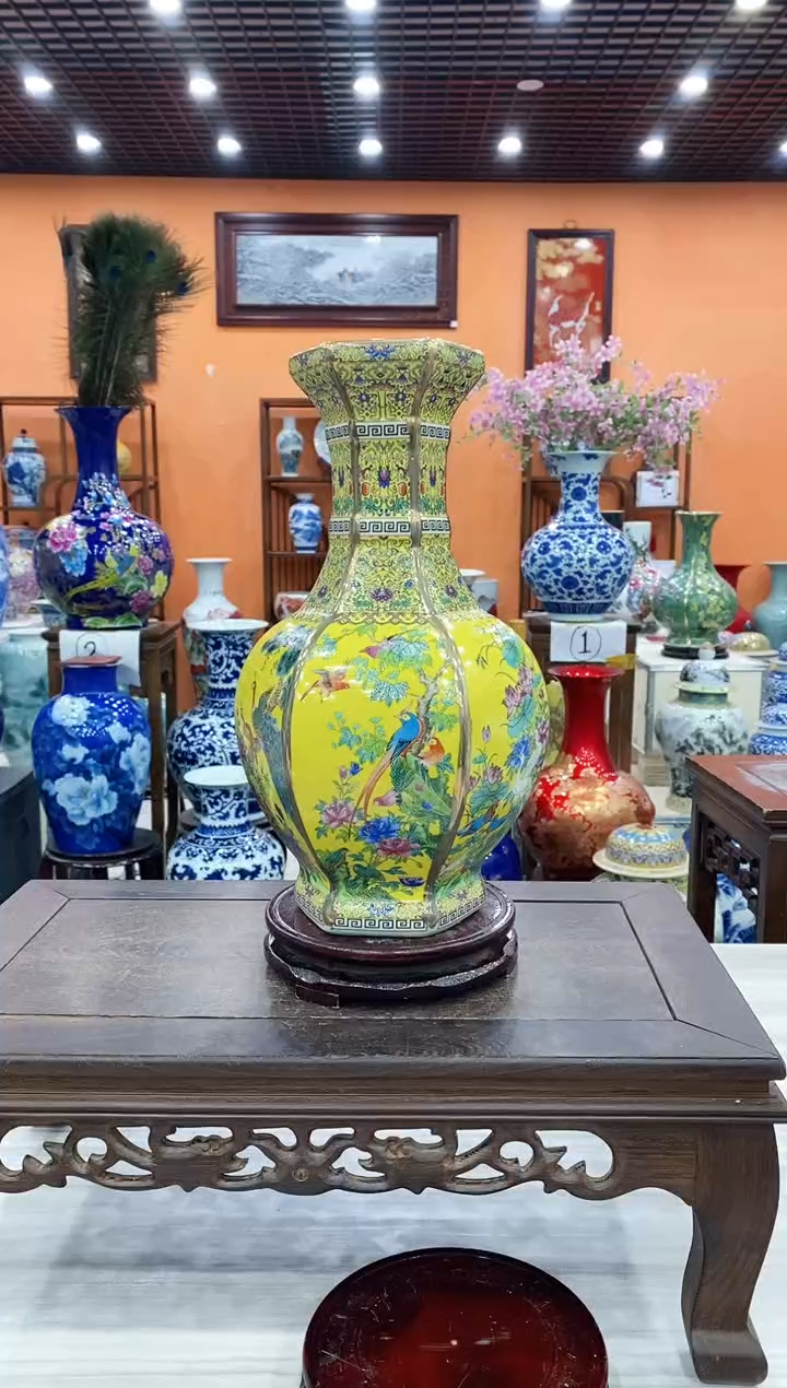 摆件陶瓷黄色高32CM六方瓶+旋转底座