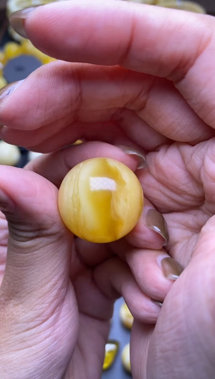 【闪购商品】琥珀裸石未镶嵌大小姐珠宝严选93