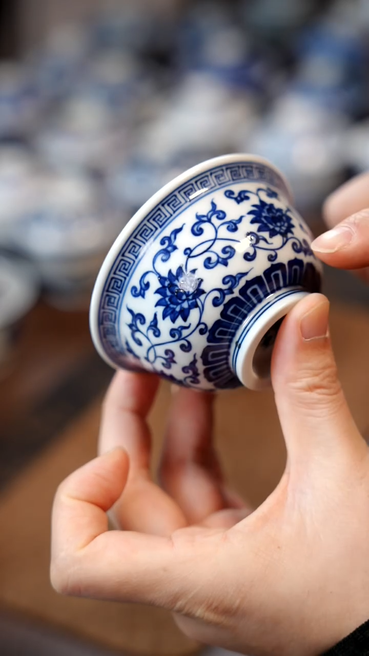 春风缠枝压手111111