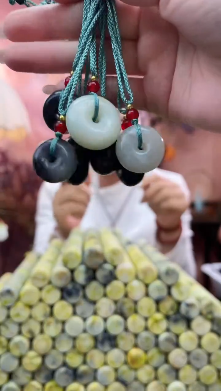 未镶嵌岫玉吊坠多样性发货拍一发一