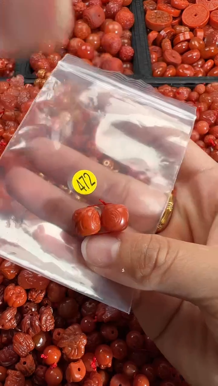 【闪购商品】南红玛瑙颈饰未镶嵌1