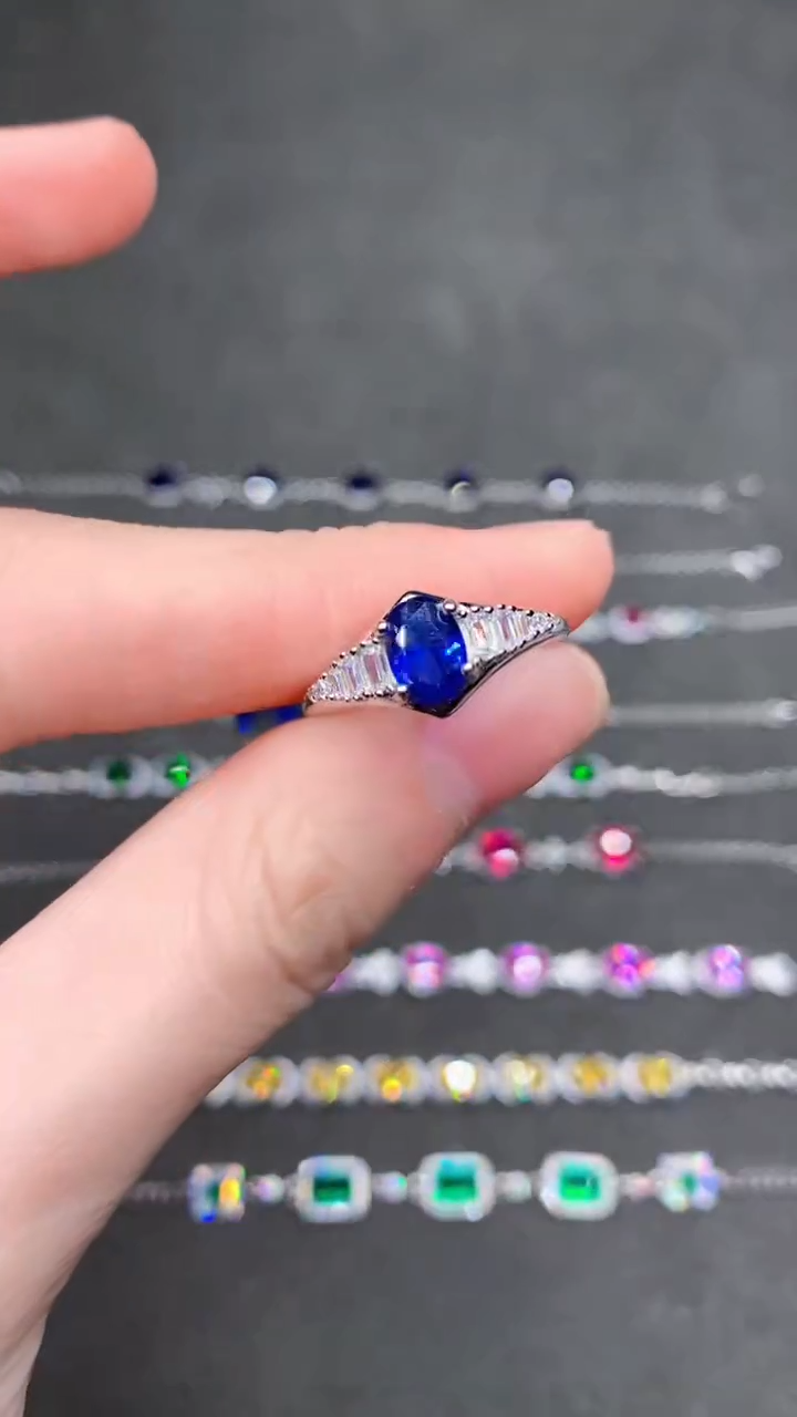 【闪购商品】蓝宝石戒指银S925镶嵌.....
