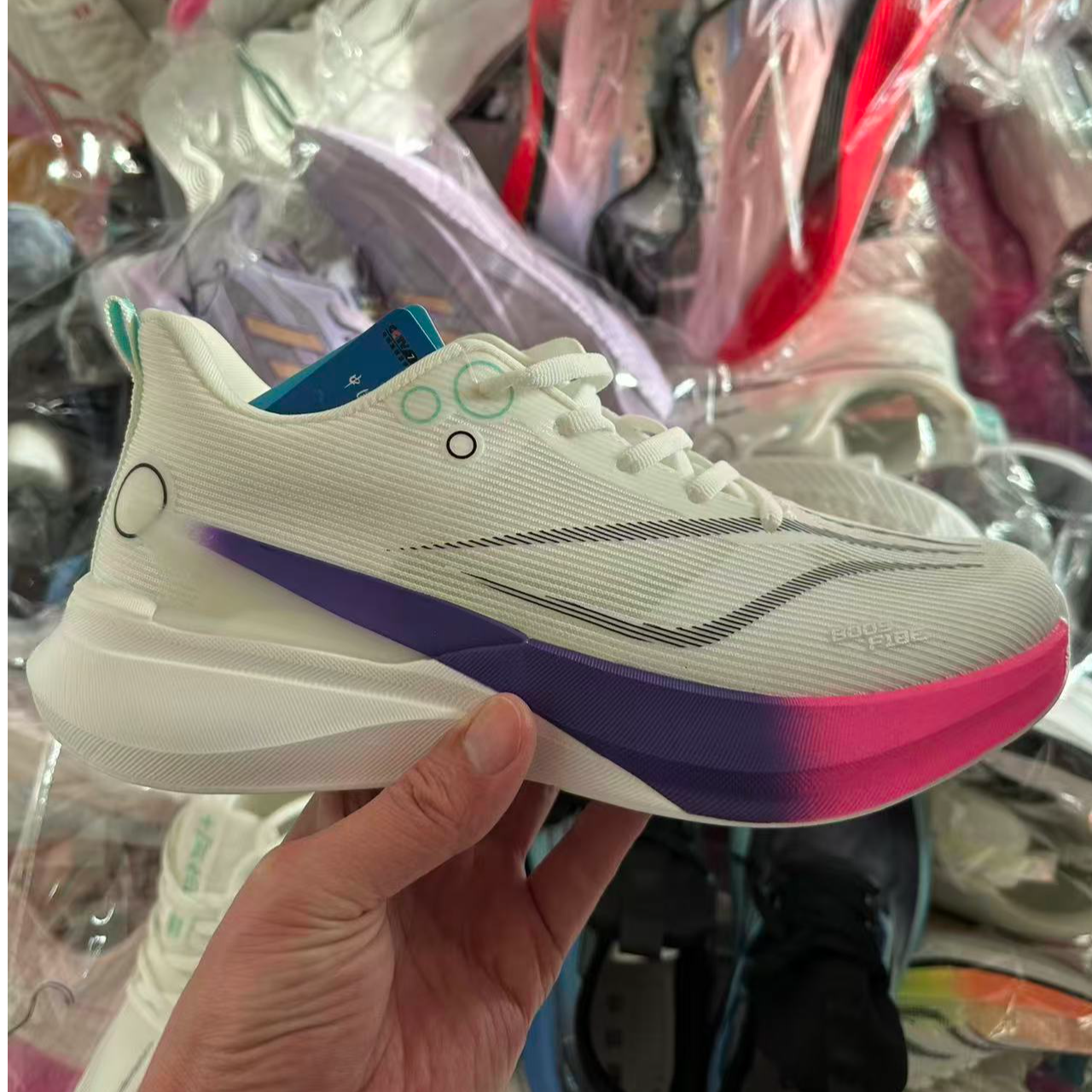 运动风跑步鞋秋季透气时尚百搭减震休闲旅游鞋工作