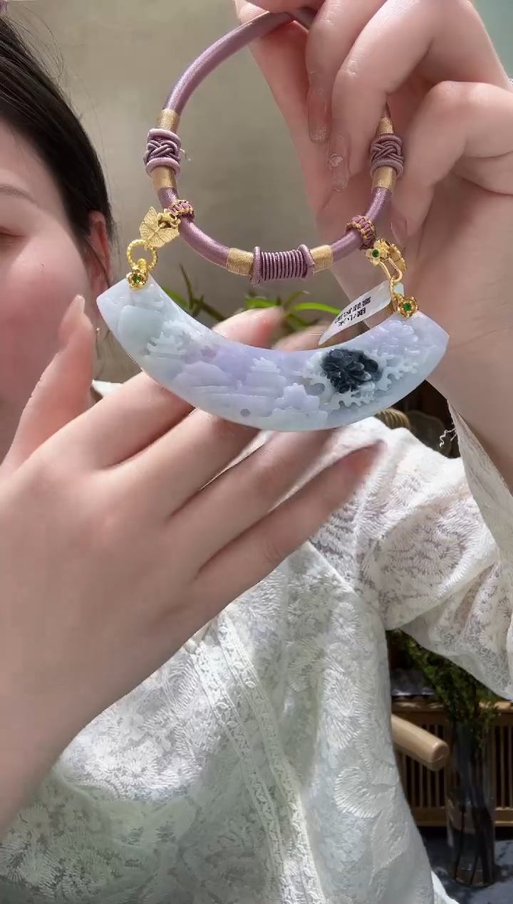 【闪购商品】翡翠未镶嵌颈饰吊坠