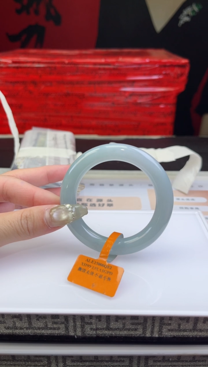 【闪购商品】翡翠手镯未镶嵌翡翠手镯9