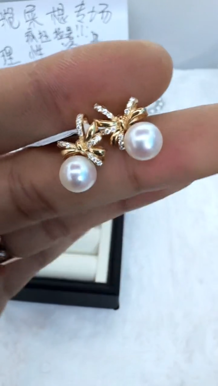 【闪购商品】海水珍珠耳饰银S925镶嵌耳钉