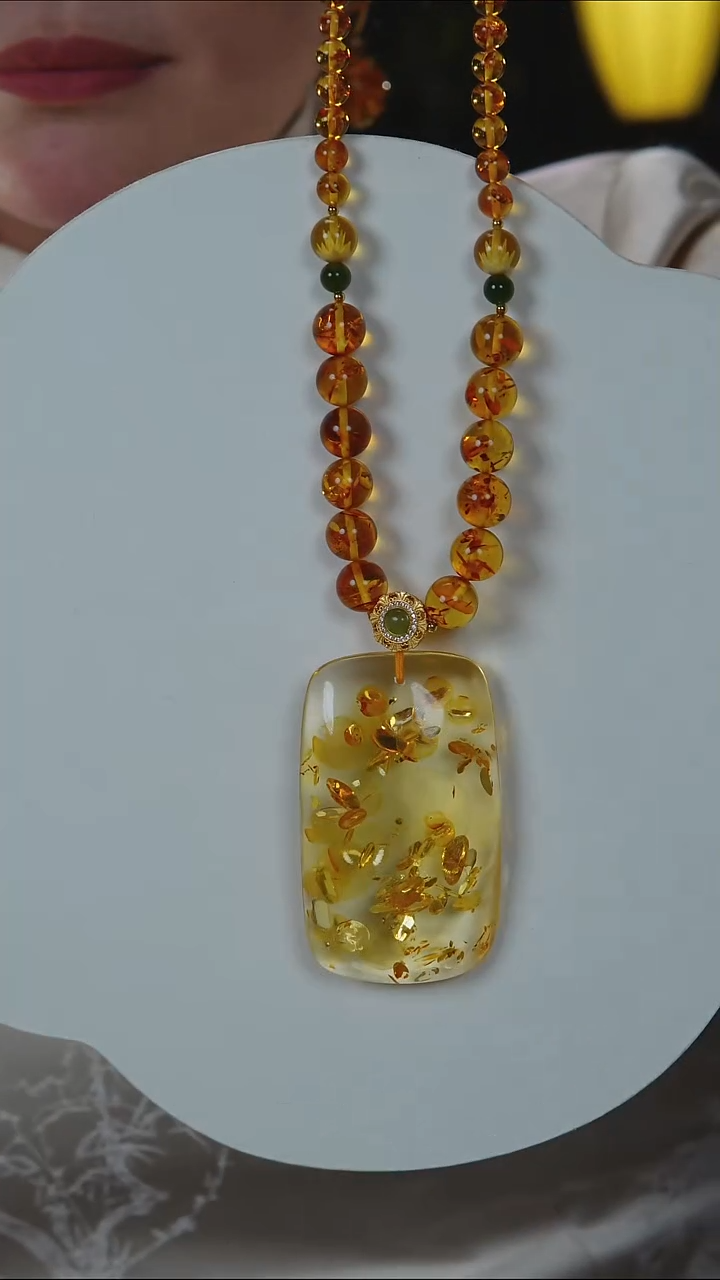 琥珀项链未镶嵌花珀