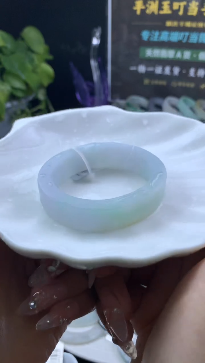 【闪购商品】定制翡翠定制翡翠手镯未镶嵌53-57冰春彩