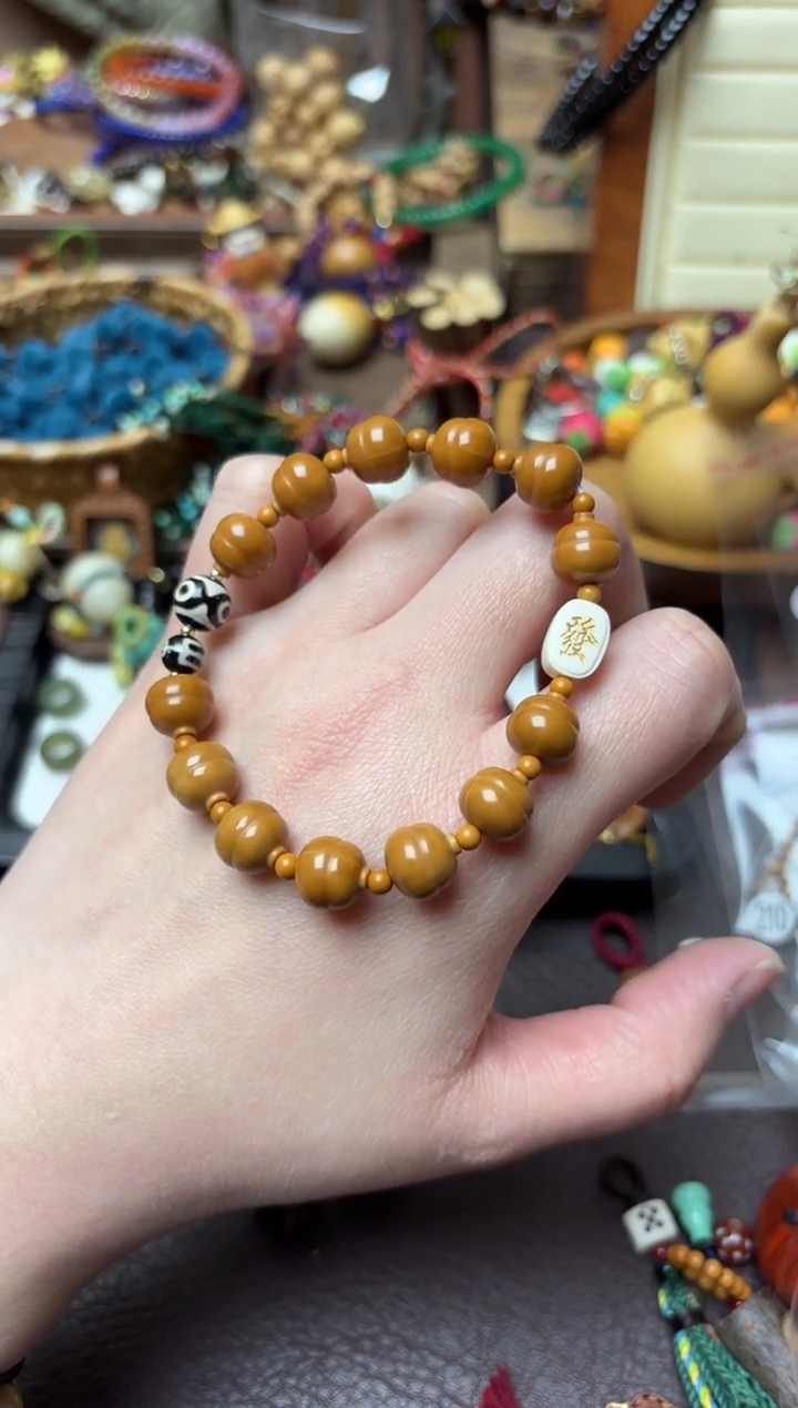 把件猴头核桃葫芦发财手链