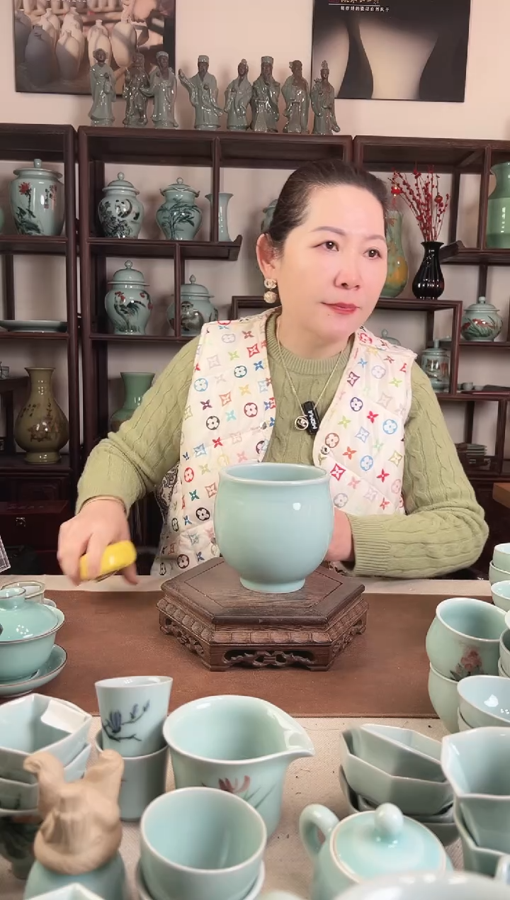 纯手工 粉青 钵（高）