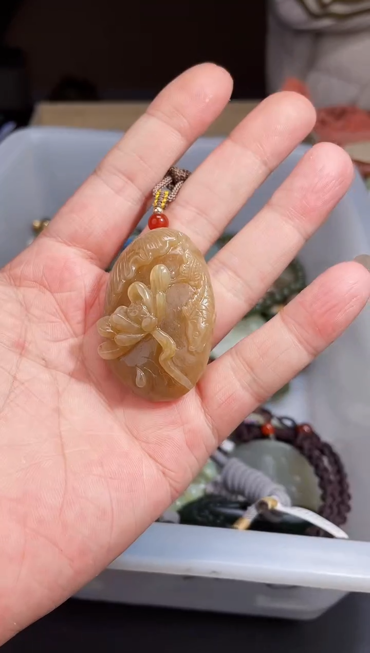【闪购商品】和田玉挂件未镶嵌拍一发一