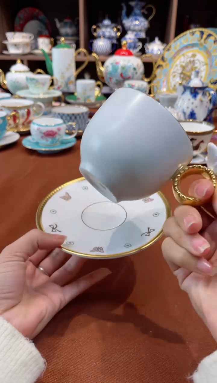 【闪购商品】瓷片维拉利杯碟······