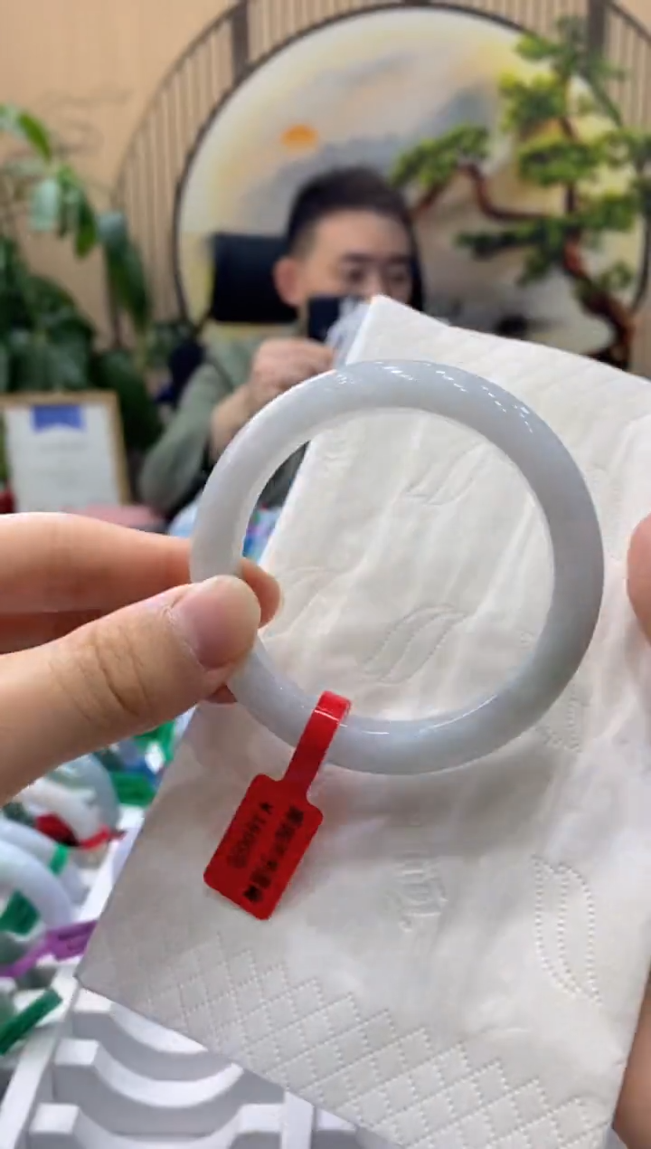 【闪购商品】翡翠手镯未镶嵌000010784