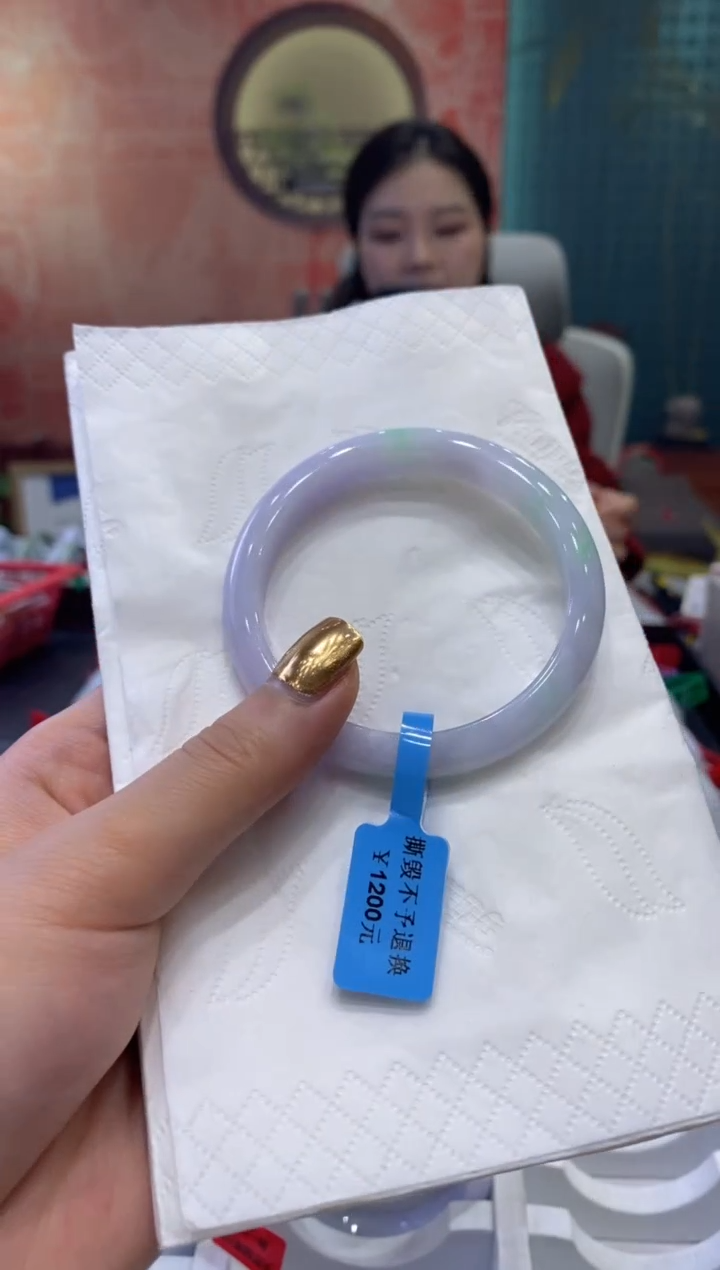 【闪购商品】翡翠手镯未镶嵌多人18066