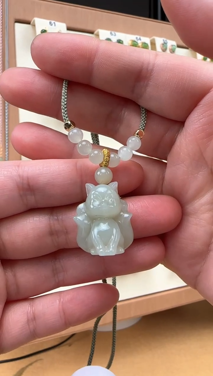 【闪购商品】和田玉颈饰未镶嵌九尾狐吊坠