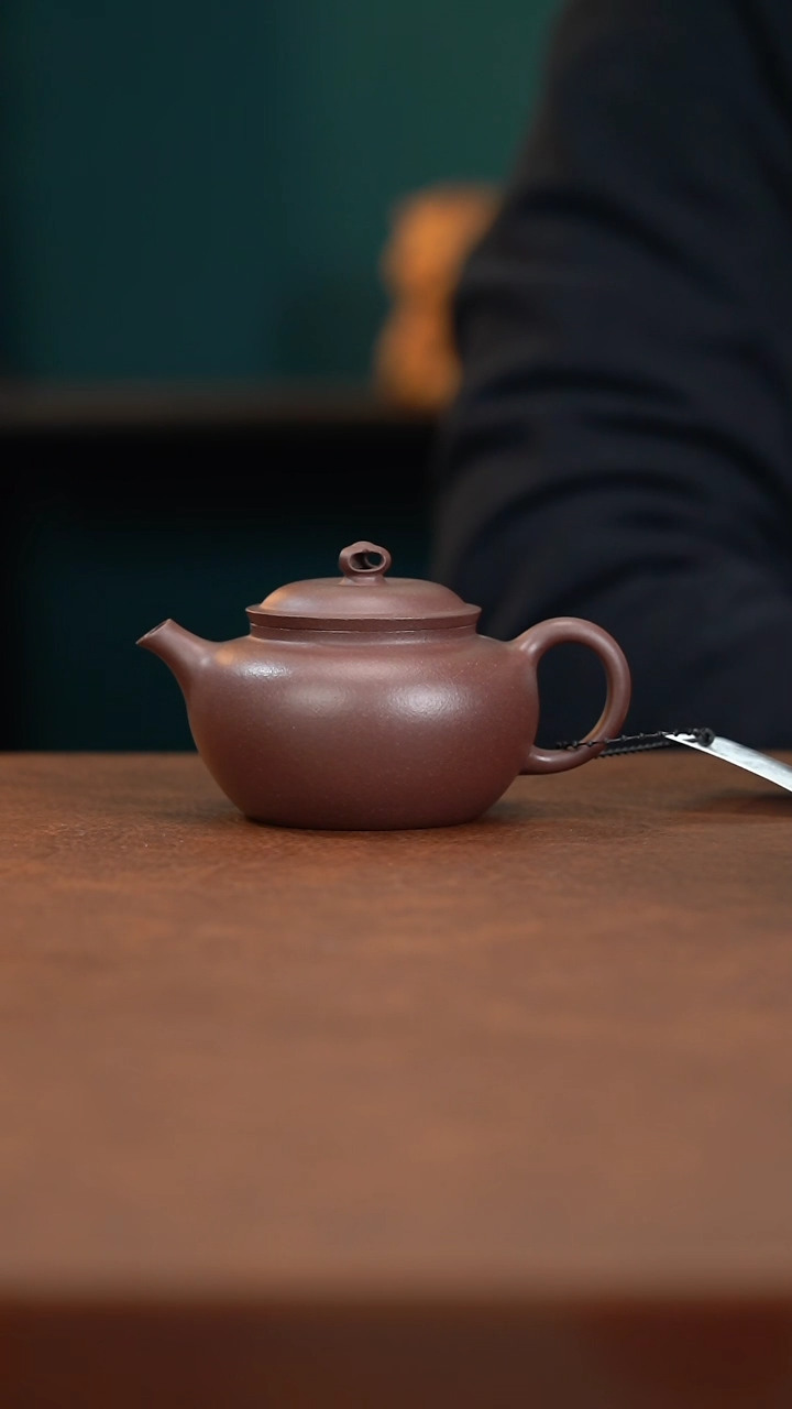 【闪购商品】紫泥茶壶@@EK13001 吴健峰镂空佛铃