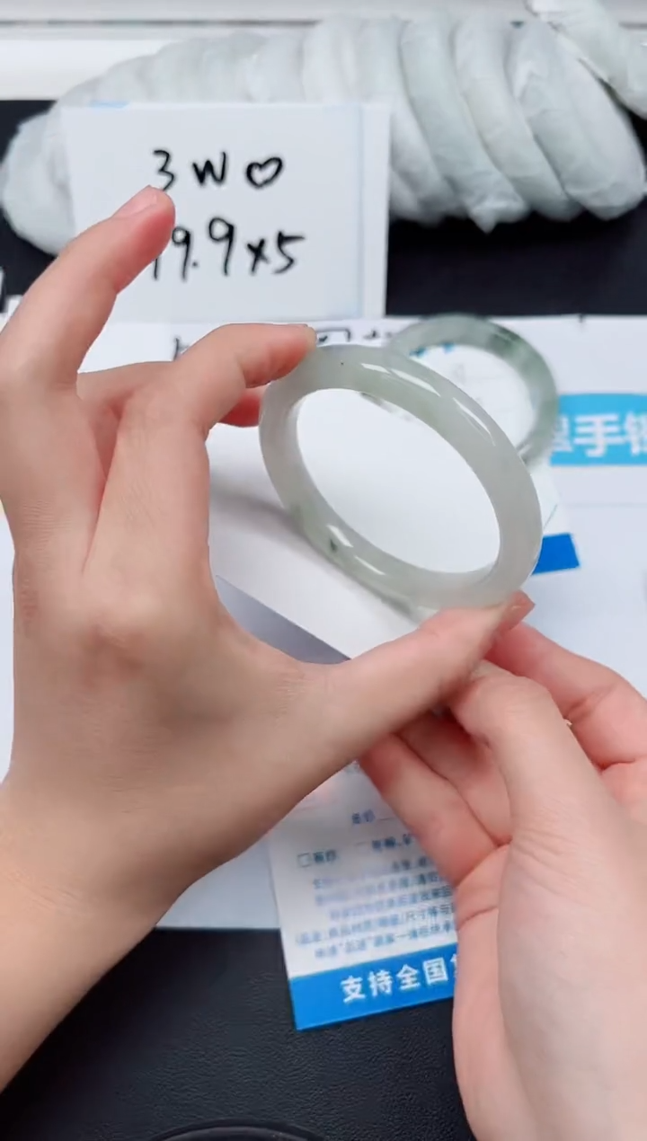 【闪购商品】石英质玉手镯未镶嵌G238-56.4