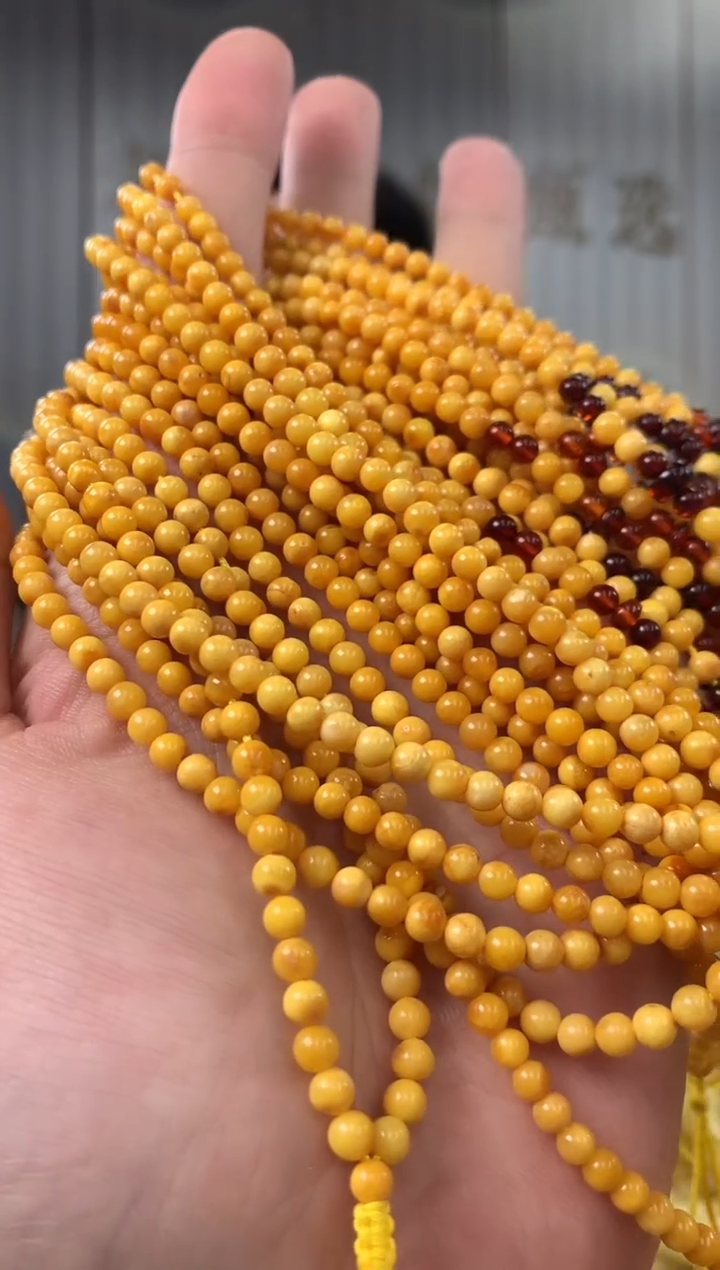 【闪购商品】琥珀裸石未镶嵌链子多样性发其一